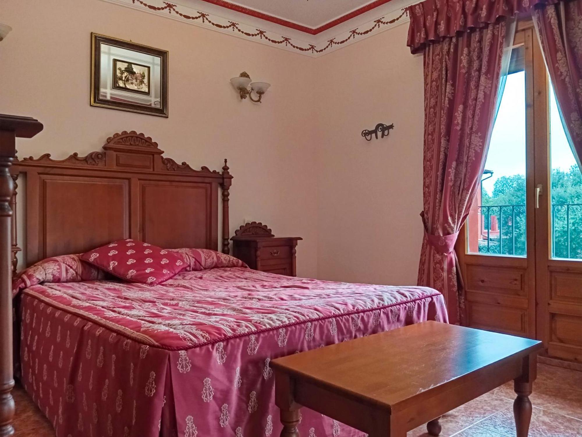 Hotel La Rueda 3000 Mora de Rubielos Eksteriør billede